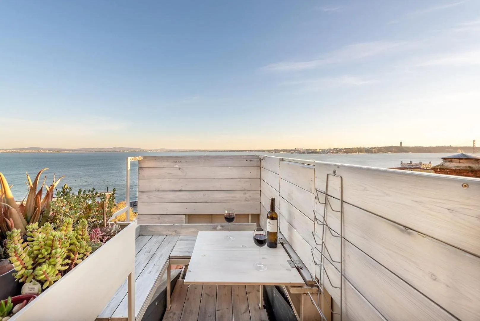 Guestready - Chic And Cozy Apartment In Lisbon.  Лиссабон